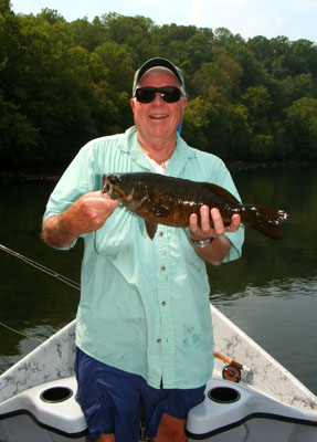 Big smallmouth bass, Holston River, Kenny Macintosh